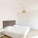 Zenao Apartahotel