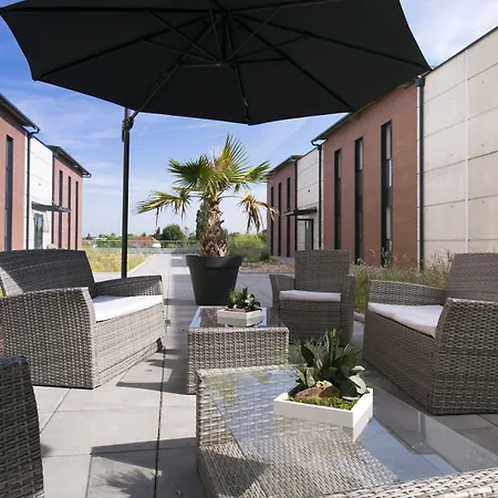 Zenao Apartahotel
