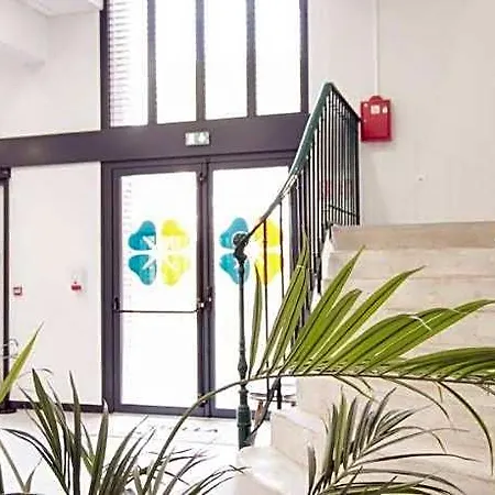 Zenao Aparthotel 3*