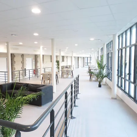 Zenao Aparthotel 3*